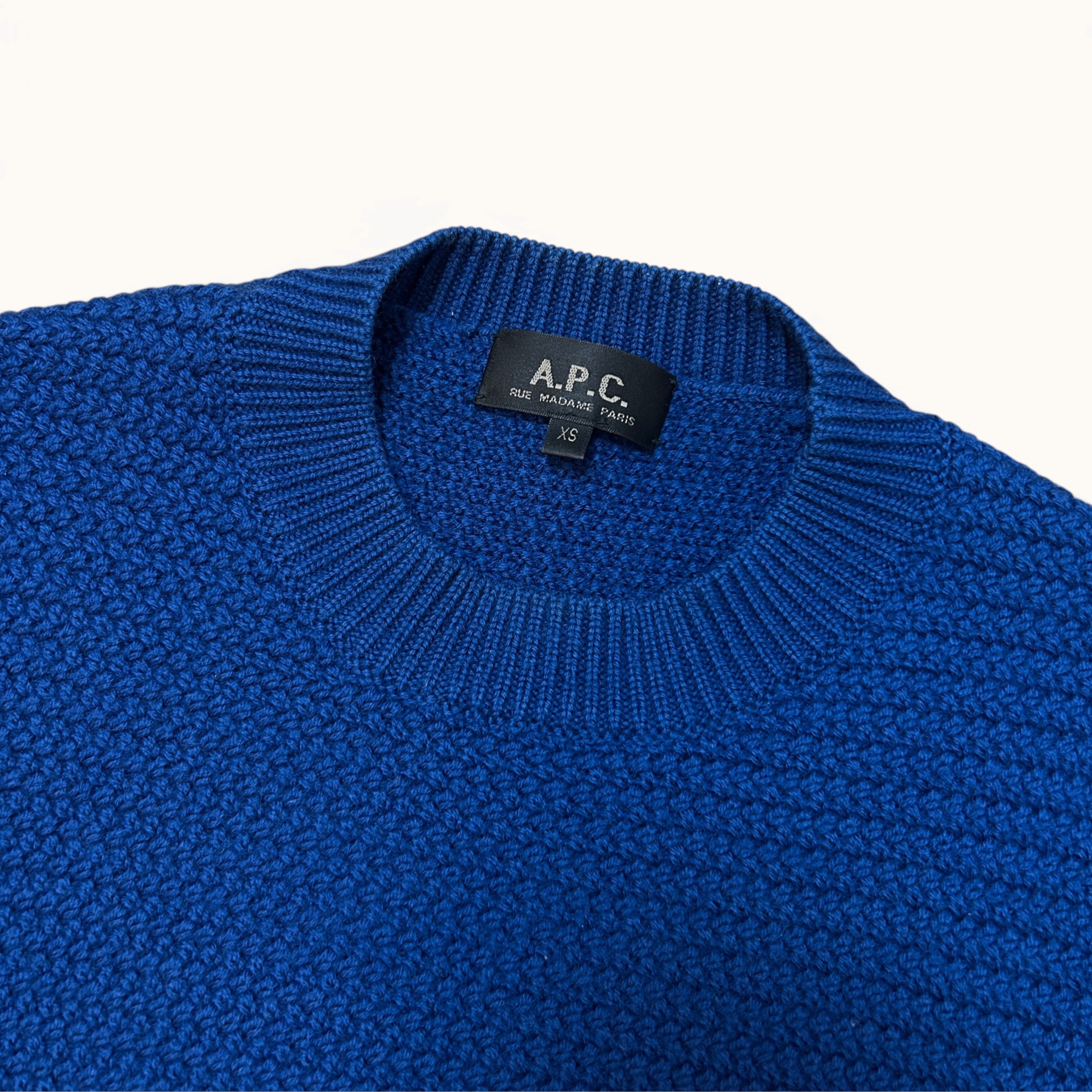 A.P.C. | XS - obrazek 2