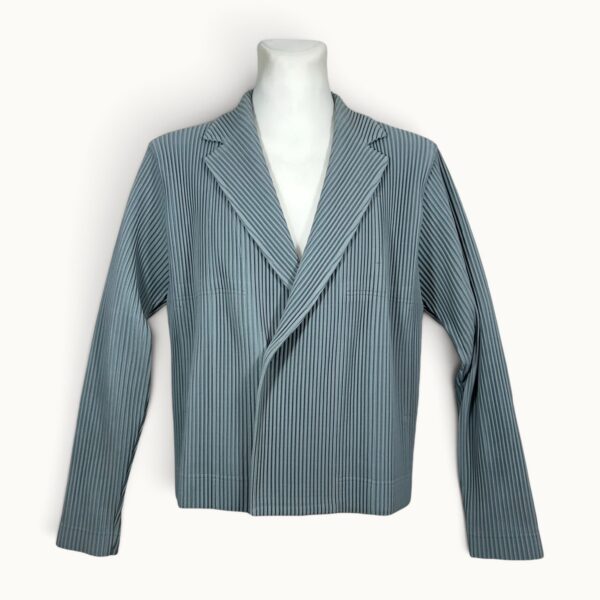 Issey Miyake | 4